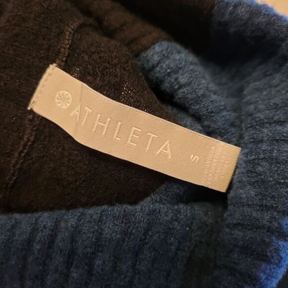Athleta Transit Colorblock Turtleneck Sweater Merino Wool Black Blue NWT - Picture 7 of 11
